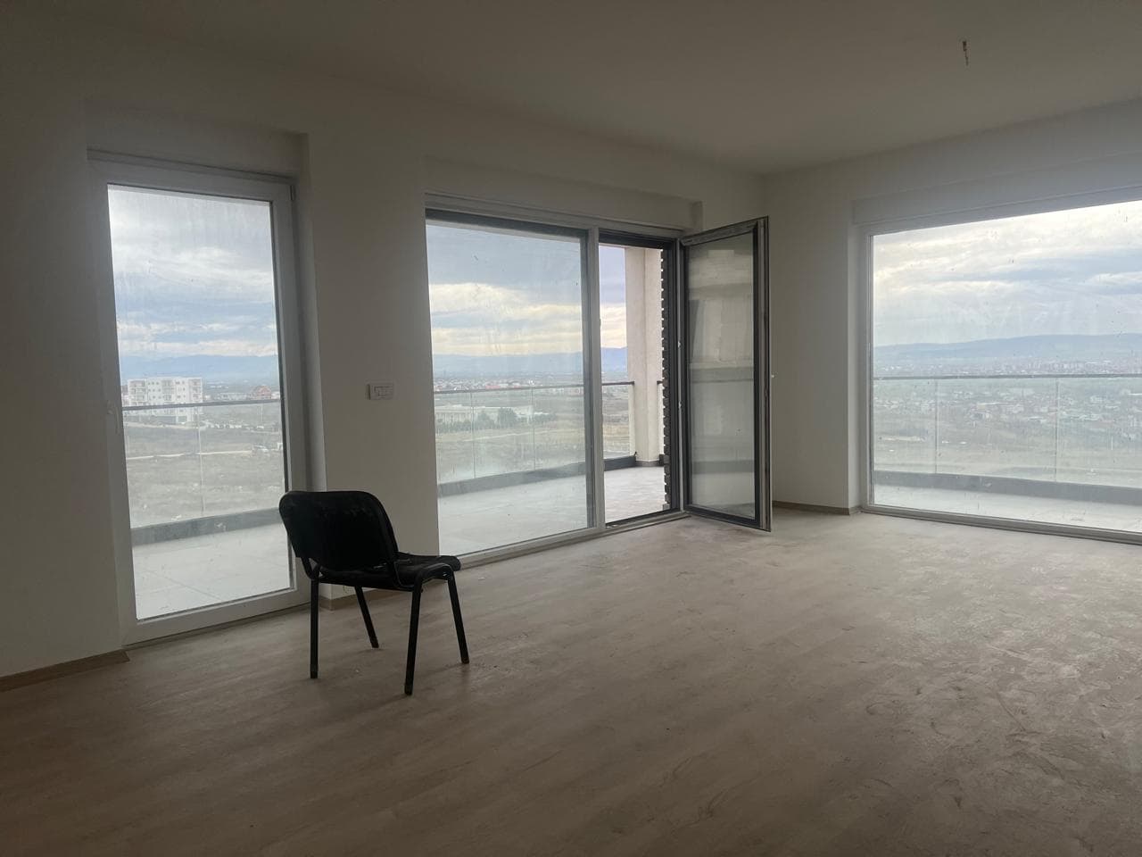 Banesë në SHITJE – 164 m² | Lagjja