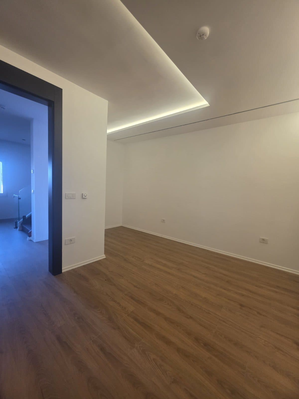 SHTËPI LUKSOZE PËR QIRA – 800 m² | DRAGODAN, PRISHTINË | €4,000/MUAJ