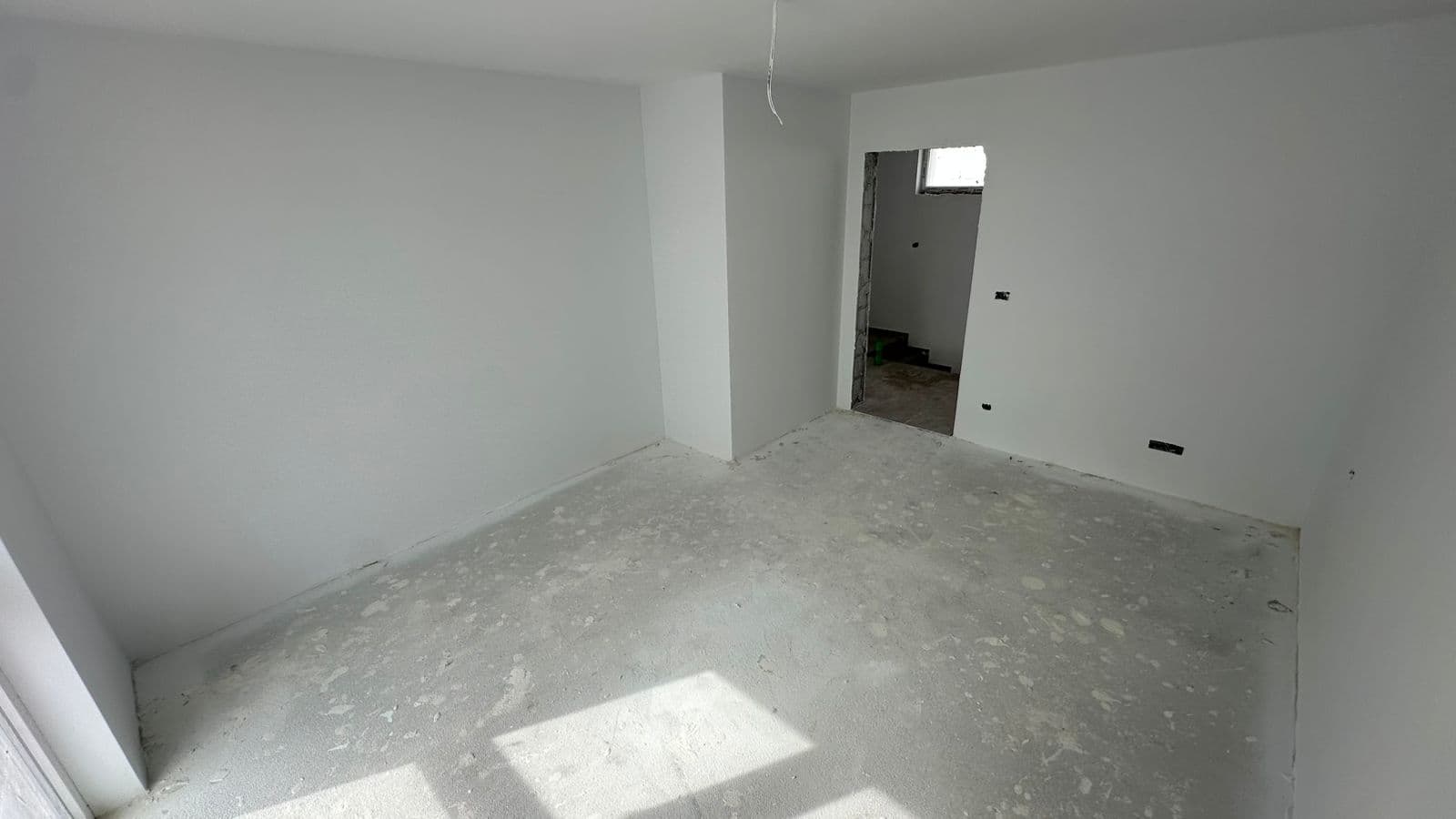 Shtëpi në SHITJE – 215 m² | Çagllavicë