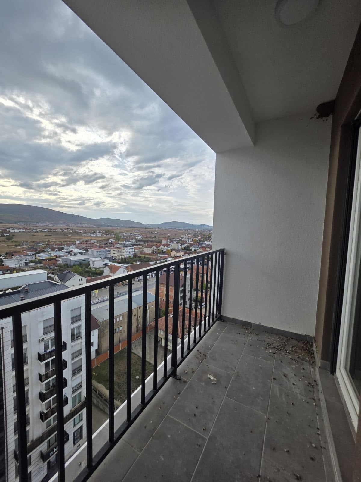 APARTAMENT PËR SHITJE – 87 m² 3
