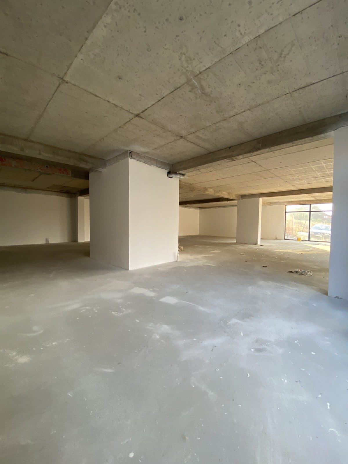 Hapësirë Komerciale për Qira – 830 m² | Kompleksi Blerti 2, Kalabri, Prishtinë