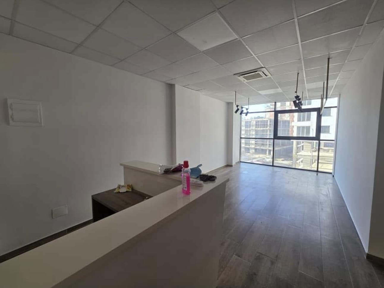 Lokal në SHITJE – 60 m² | Pranë