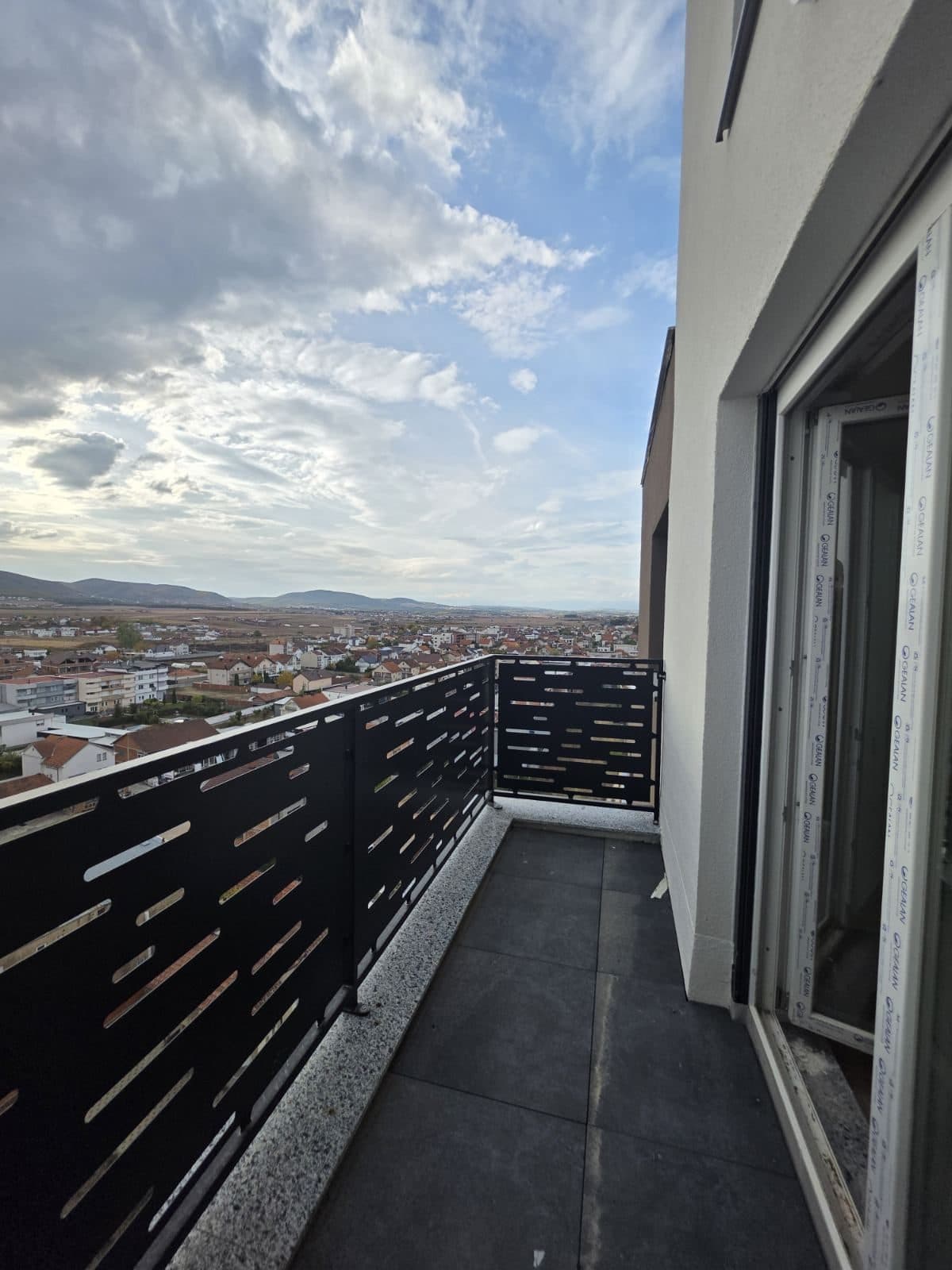 APARTAMENT PËR SHITJE – 87 m² 3