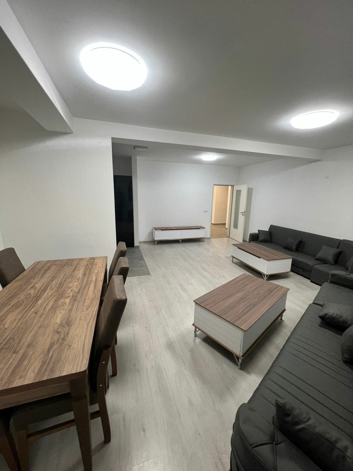 BANESË NË SHITJE – 117 m² | Shatërvan, 4