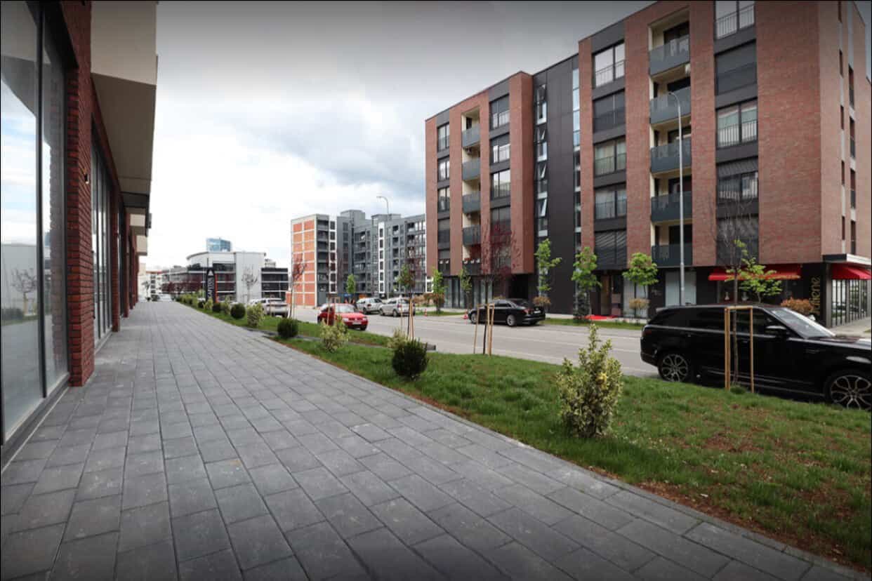Lokal me QIRA – 188 m² | Dragodan