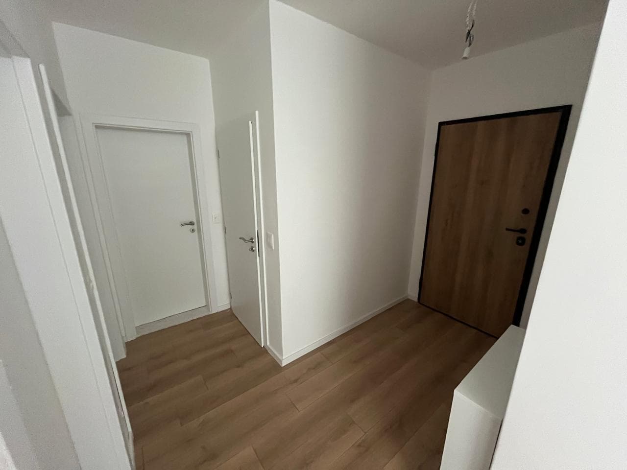 Apartament për SHITJE – 92 m² | Bregu i Diellit