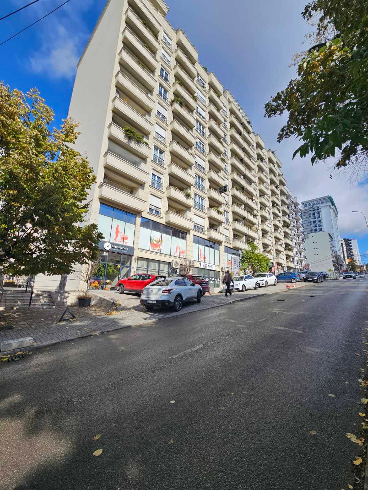 APARTAMENT PËR QIRA – 100 m² 3