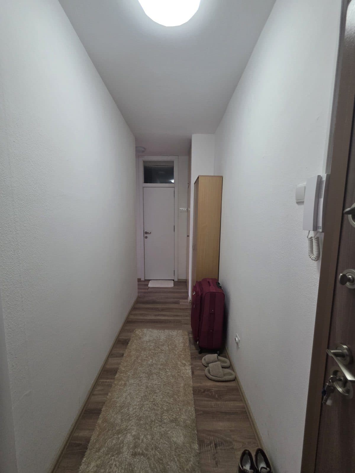 BANESË NË SHITJE – 53 m² ULPIANË, 3