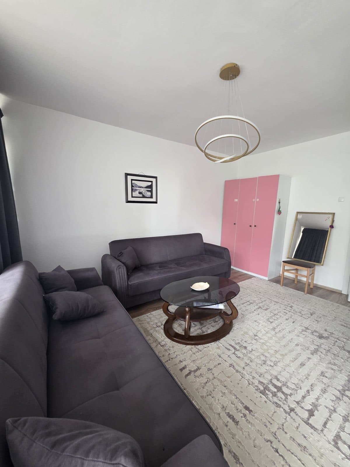 BANESË NË SHITJE – 53 m² ULPIANË, 2