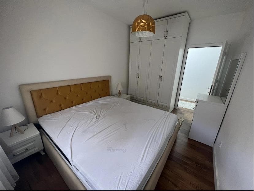 APARTAMENT PËR QIRA – 67 m²