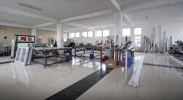 OBJEKT / Lokal dhe Tokë me QIRA – 380 2