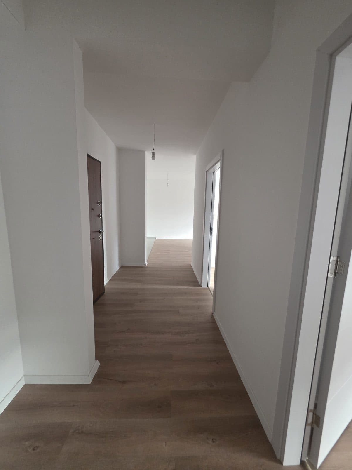 APARTAMENT PËR SHITJE – 87 m² 4