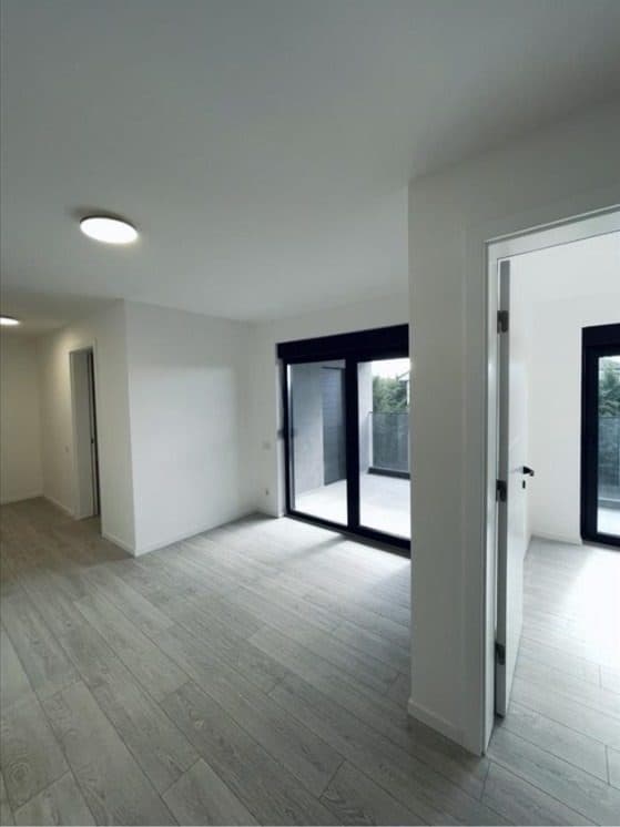 Shtëpi në SHITJE – 260 m² | Lagjja 4