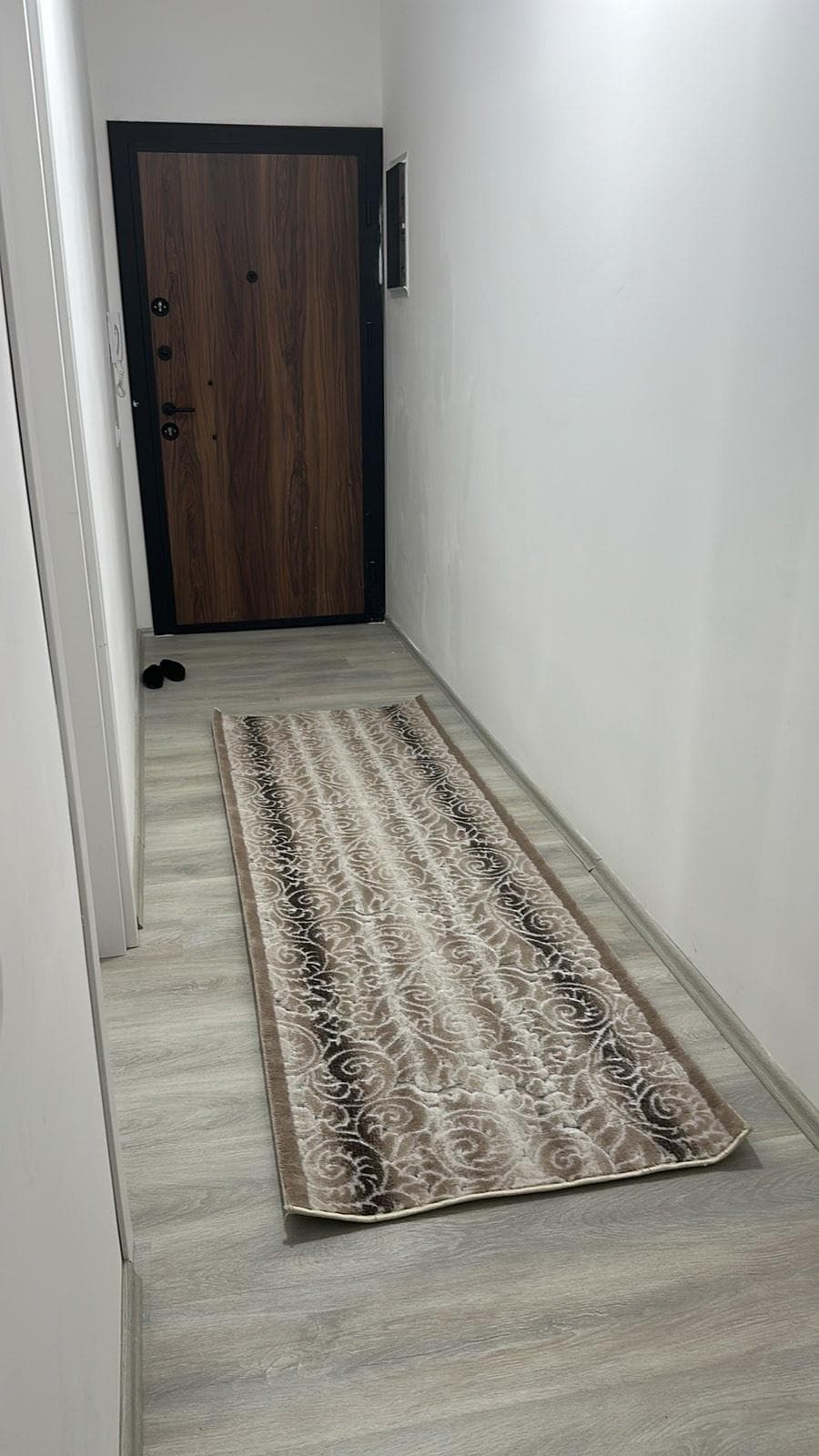 APARTAMENT PËR QIRA – 86.30 m²
