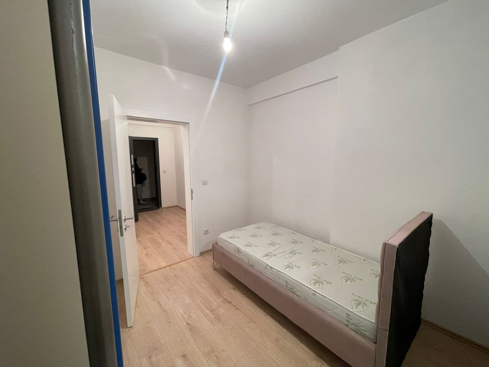 Banesë me QIRA ose në SHITJE – 88 m² 2
