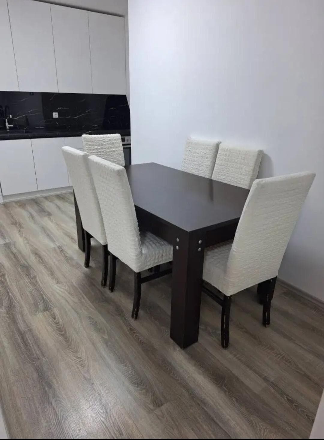 APARTAMENT PËR QIRA – 110 m² 3