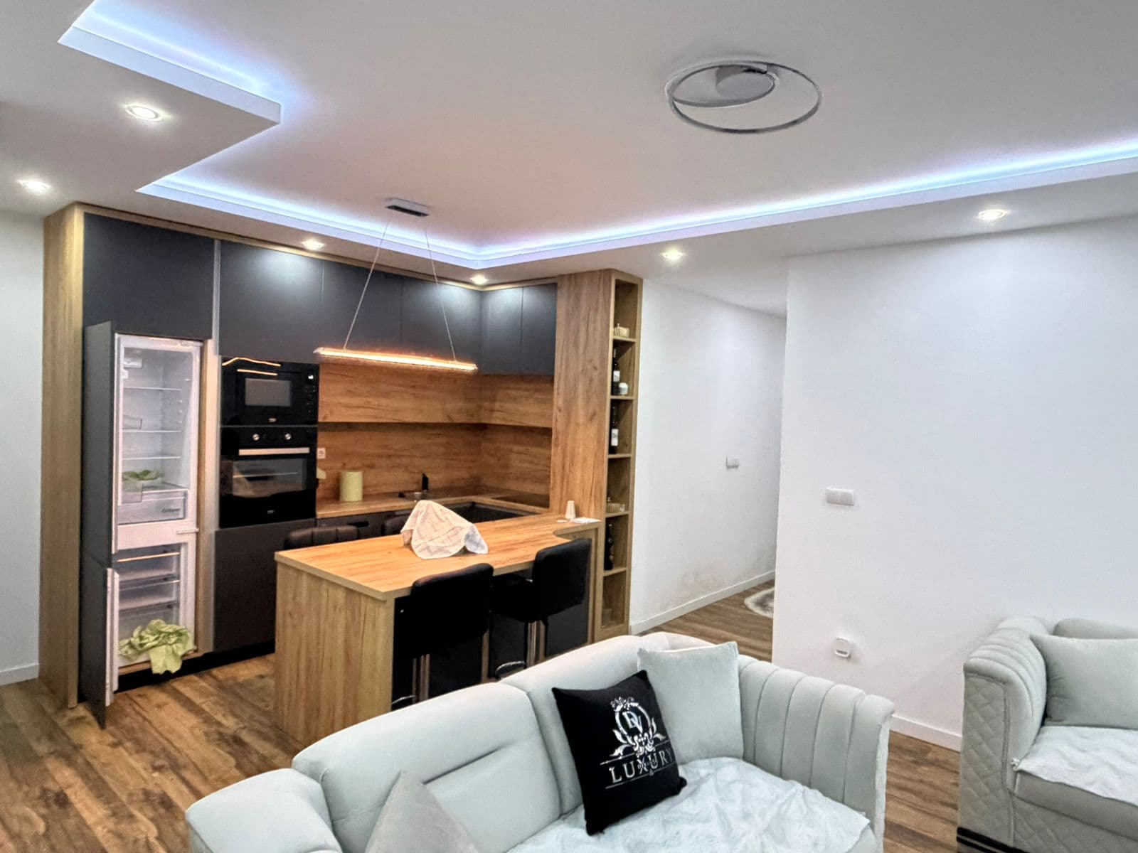 Banesë në SHITJE – 102 m² | Fushë