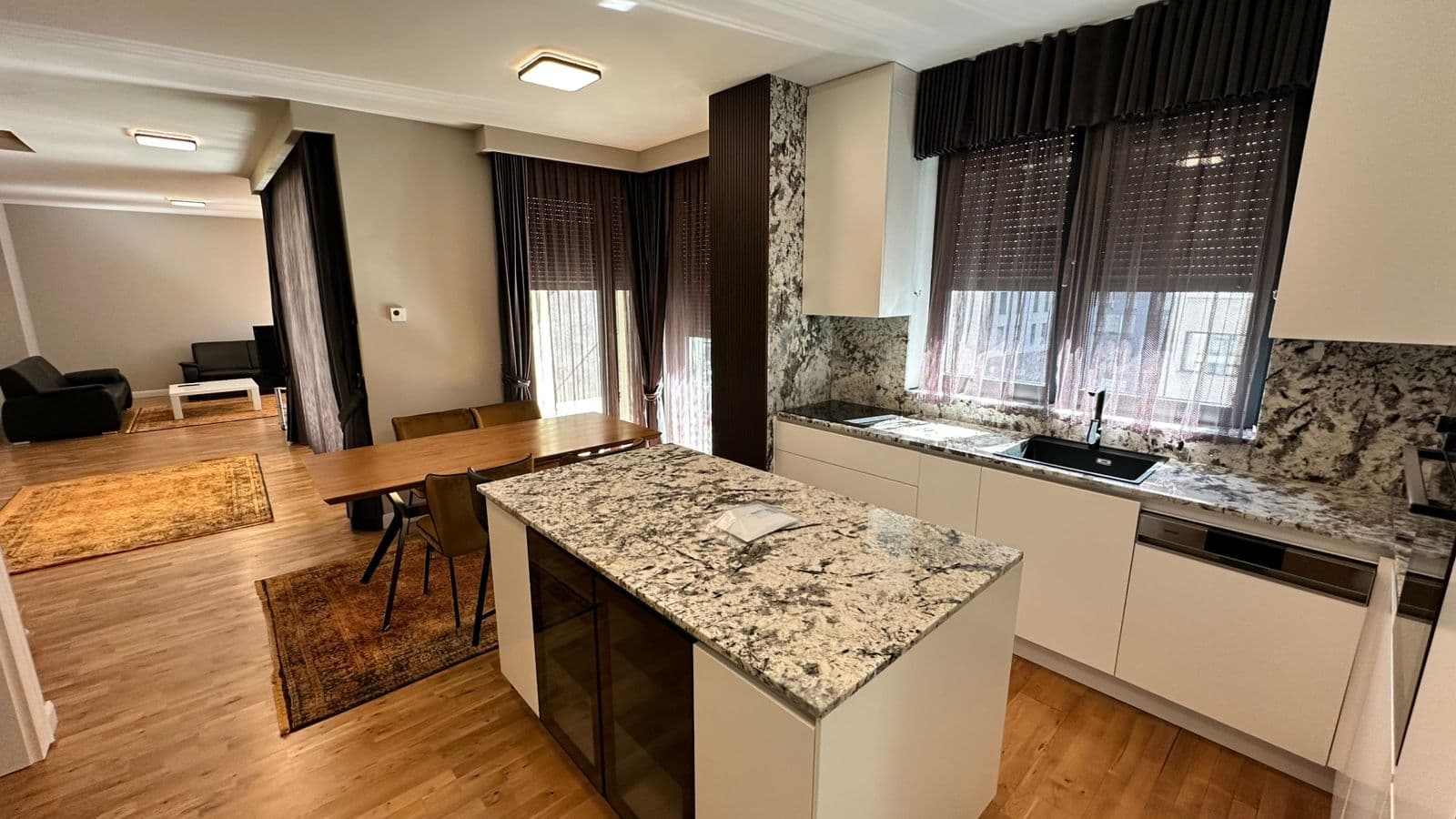 Duplex LUKSOZ me QIRA – 170 m² | Aktash
