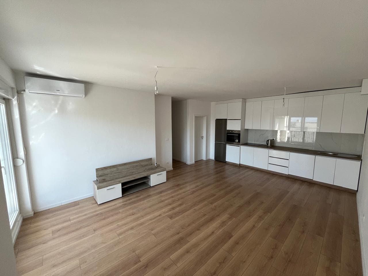 Banesë në SHITJE – 92 m² | Bregu i 3
