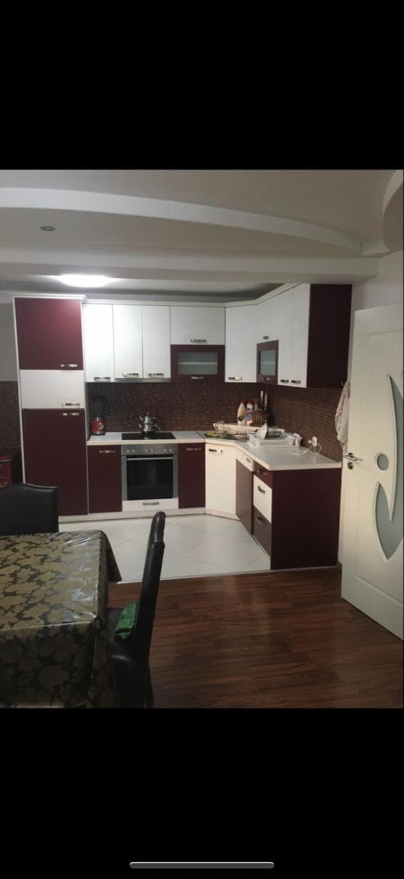 Kati i shtëpisë me QIRA – 100 m² 2