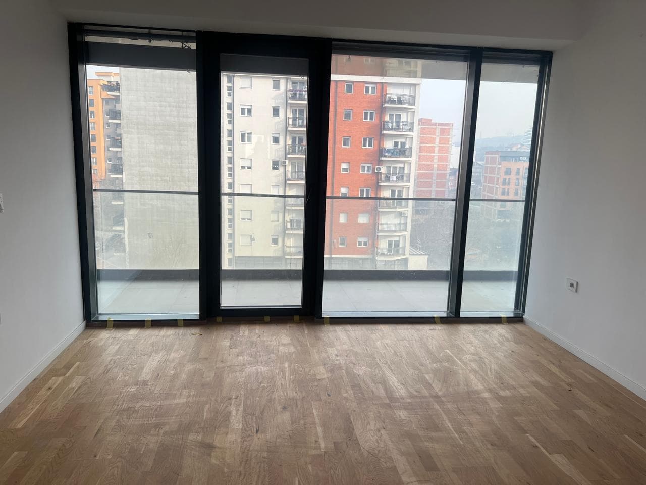 Banesë në SHITJE – 180 m² | Rruga 4