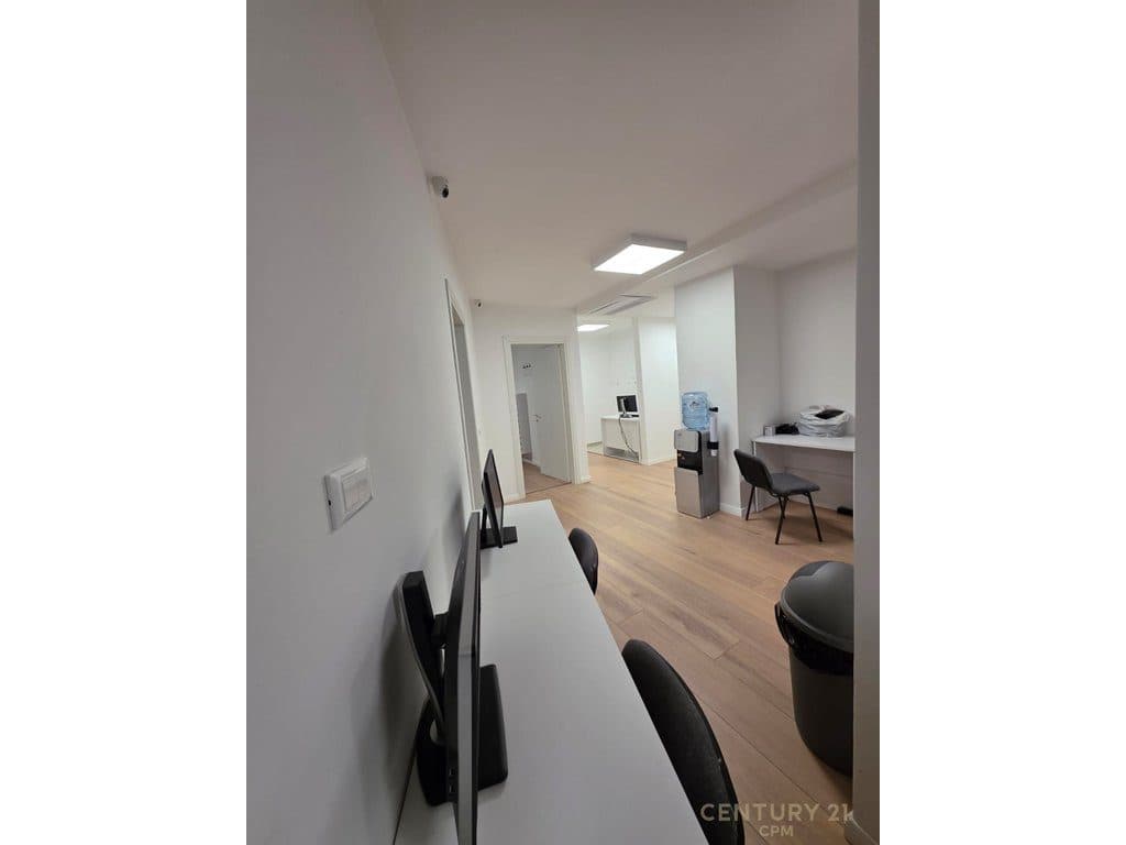 Ambient për Zyra + 2 Poste Parkimi me Qira tek Lake View, Liqeni i Tiranes 4