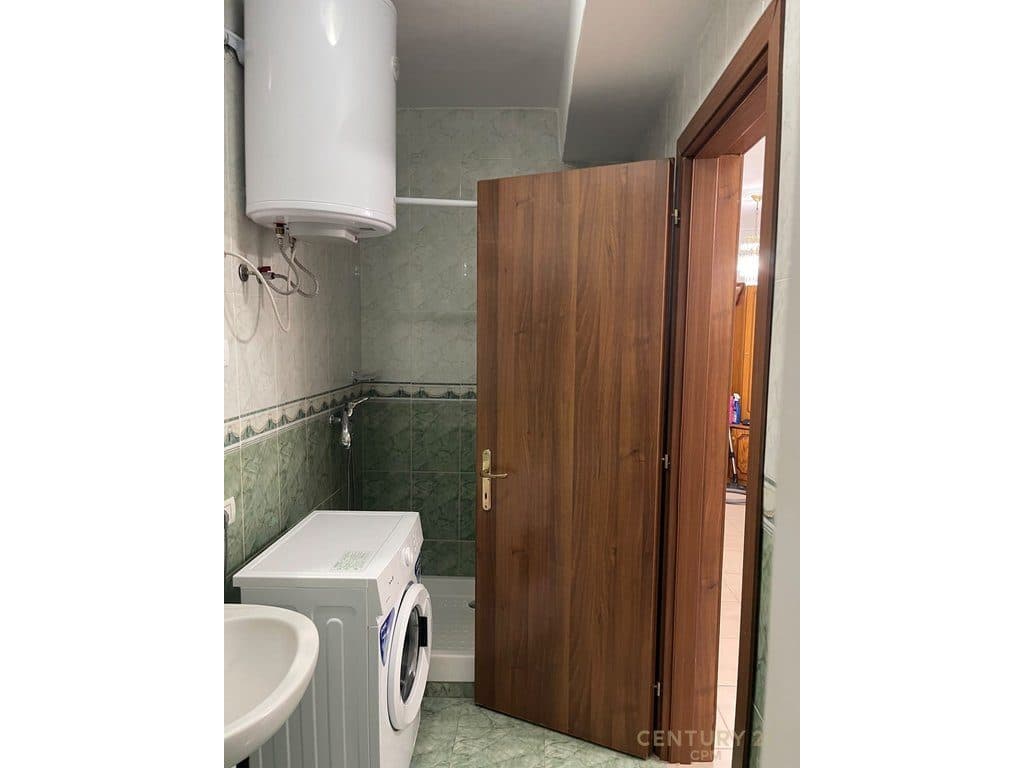 Apartament 2+1 Me Qira Gjimnazi Petro Nini, Tiranë - 70000 ALL | 86 m² 4