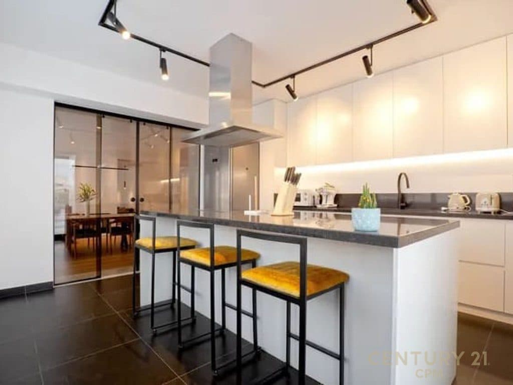 TEK LIQENI ARTIFCIAL, APARTAMENT 3+1 PER QIRA! 4