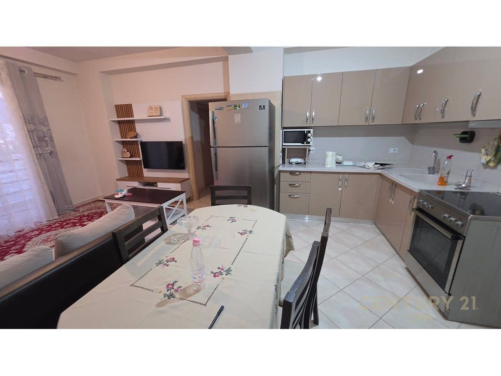 Apartament 2+1+2 Me Qira Bar Artisti, Astir 4