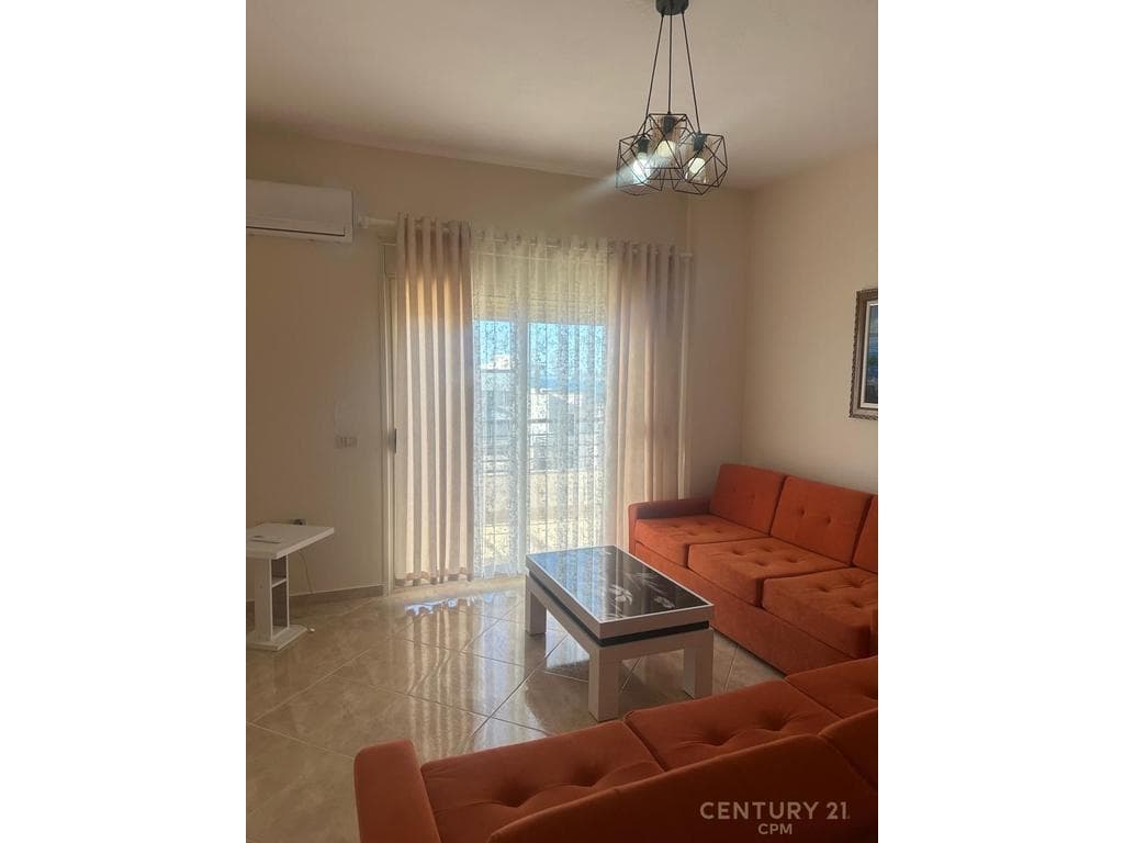 UJI FTOHTE VLORE SHESIM GARSONIERE ME PAMJE NGA DETI 4