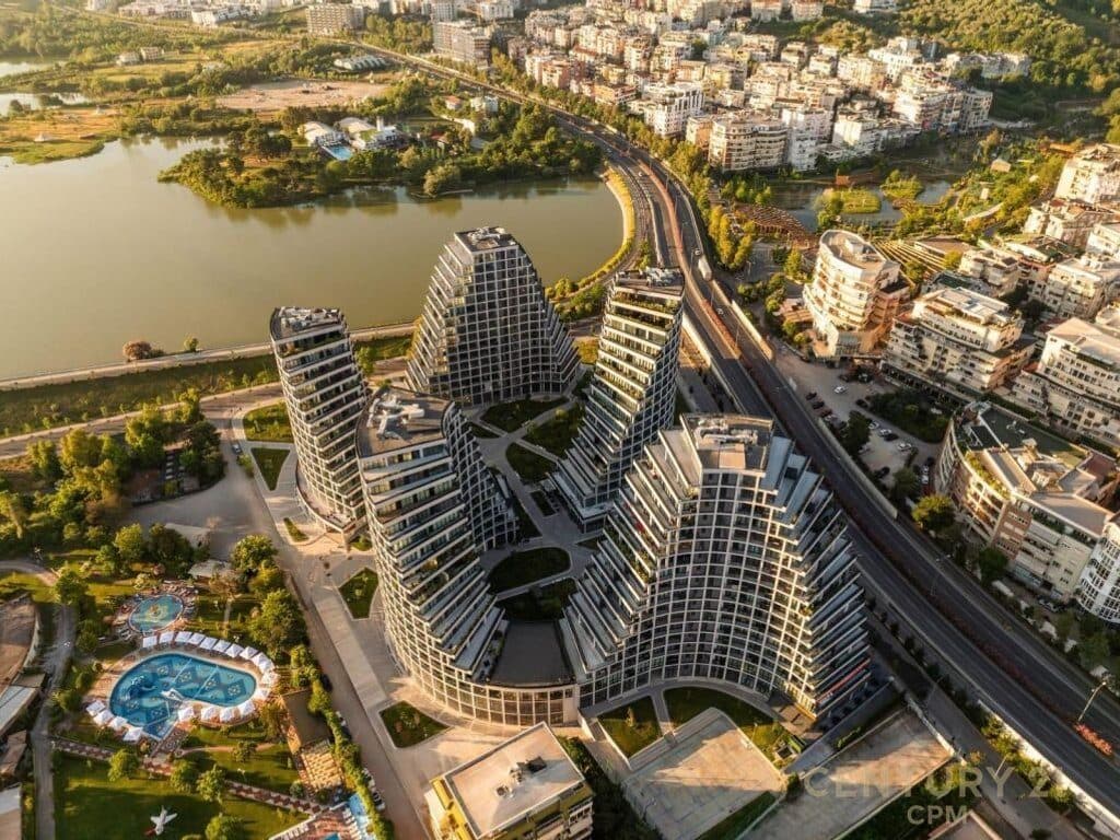 Ambient për Zyra + 2 Poste Parkimi me Qira tek Lake View, Liqeni i Tiranes