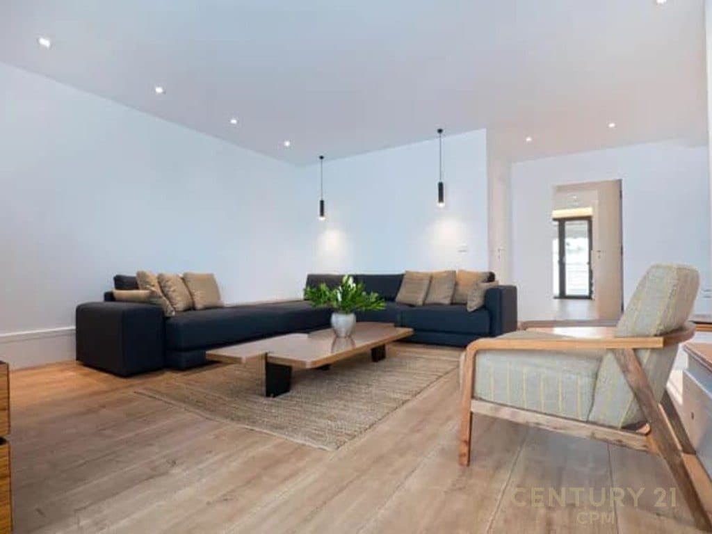 TEK LIQENI ARTIFCIAL, APARTAMENT 3+1 PER QIRA!