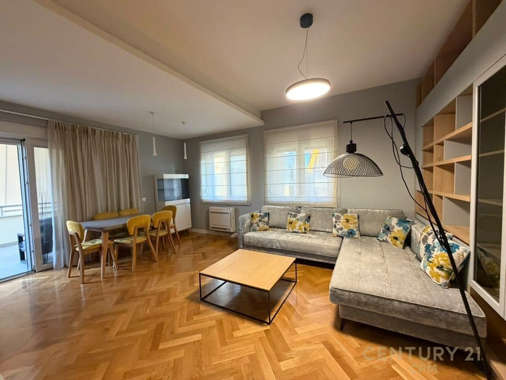 JEPET ME QIRA APARTAMENT PREMIUM , TOUCH OF SUN!
