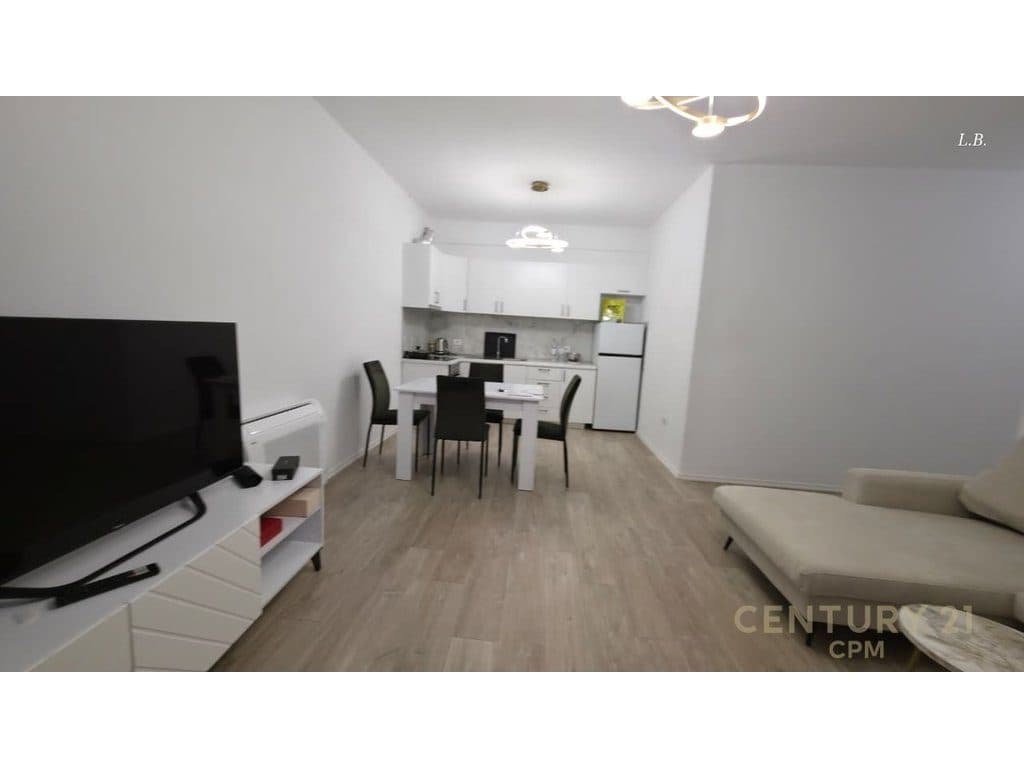 Jepet me Qira Apartament Modern 2+1+2 tek Liqeni Thatë 3