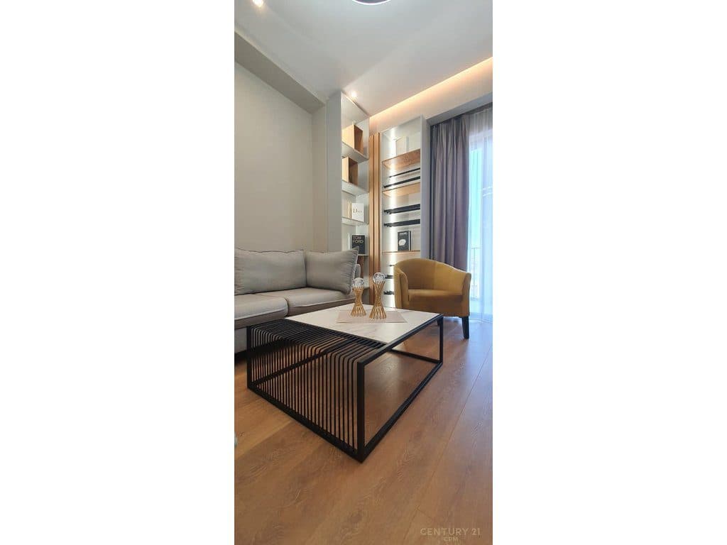 GARDEN BUILDING JAPIM ME QIRA APARTAMENT LUKSOZ 1+1 + POST PARKIMI 4