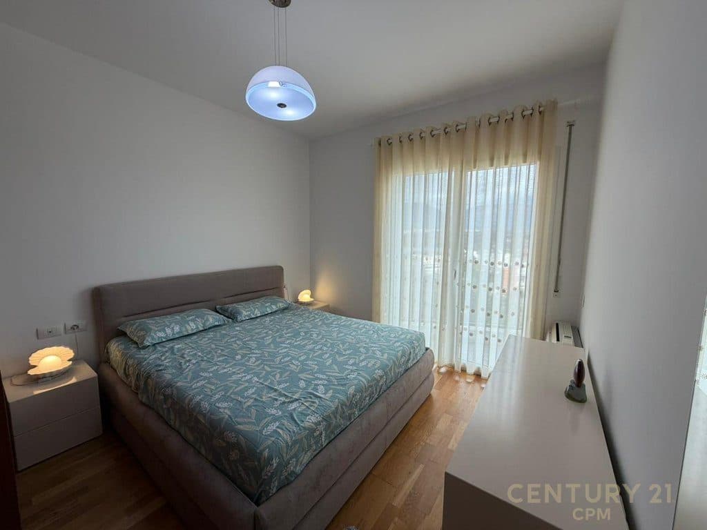 Jepet me qira apartament 2+1+2, me ballkon dhe pamje fantastike nga Liqeni dhe Kopshti Botanik 3