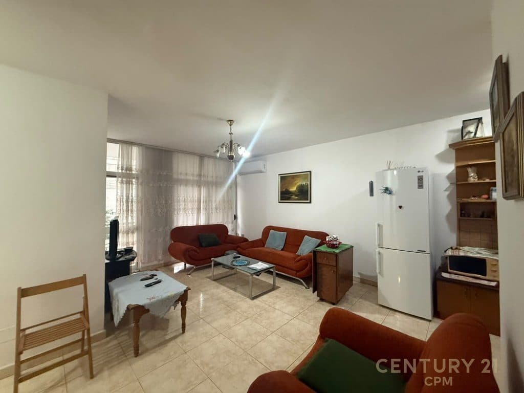Apartament 2+1 Me Qira në Komunën e Parisit, Tiranë – 500€ | 90 m² 4