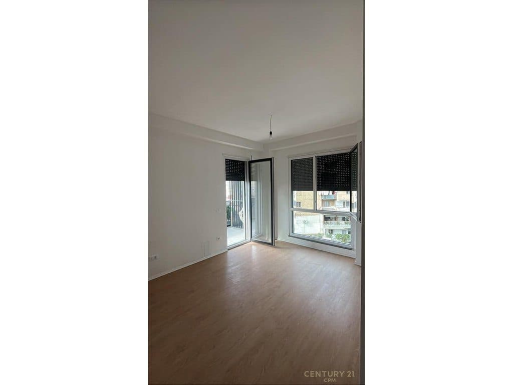 Apartament 2+1 Per Qira, Rruga Egnatia, Zogu i Zi.