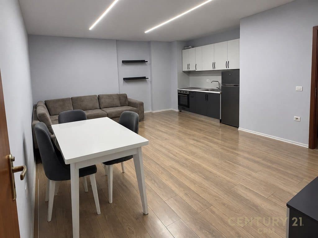SHITET APARTAMENT 1+1 NË ASTIR