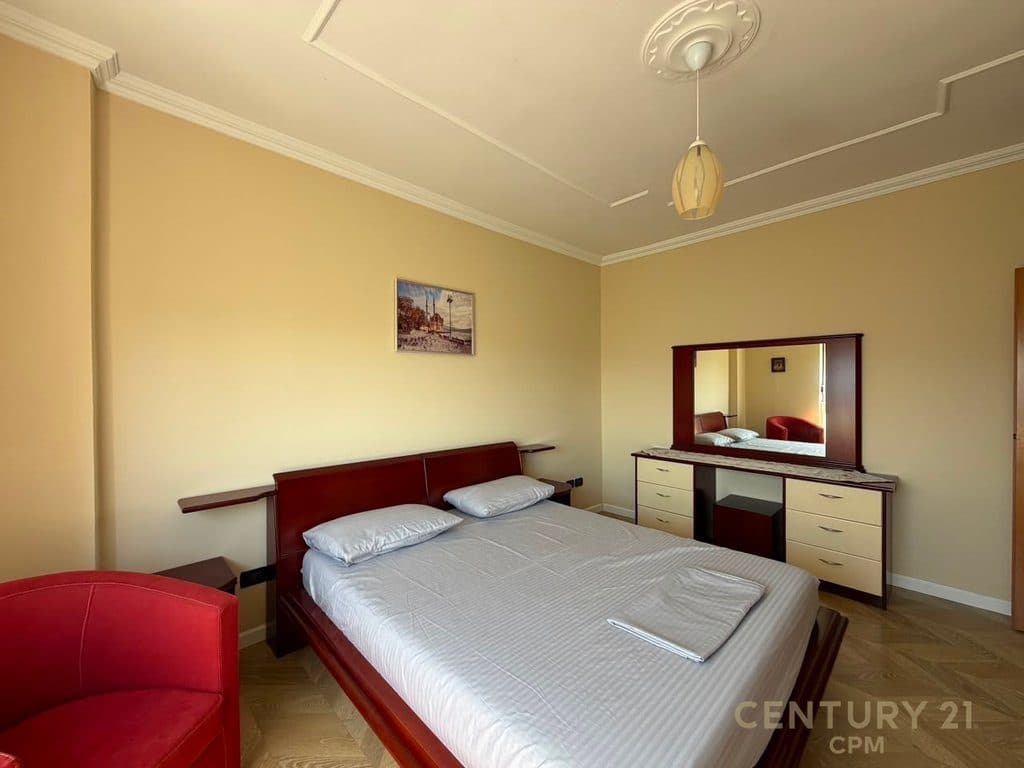 Apartament 3+1 per qira tek ish Ekspozita 4