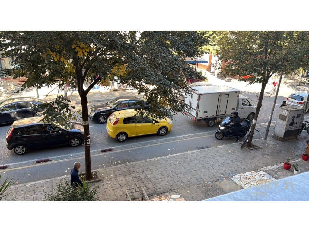 JAPIM PER QIRA APARTAMENT TEK MEDRESEJA!