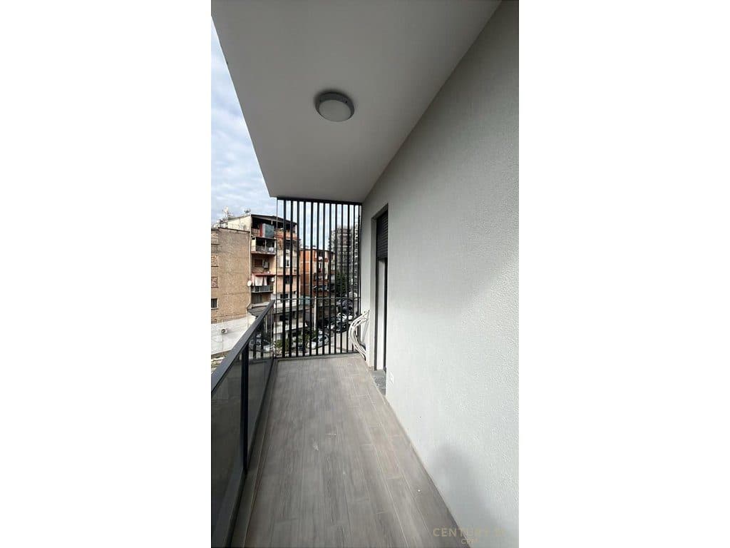 Apartament 2+1 Per Qira, Rruga Egnatia, Zogu i Zi. 4