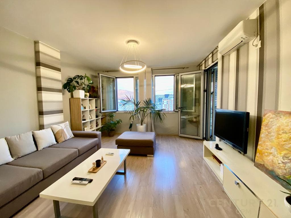 SHESIM APARTAMENT 2+1+ POST PARKIMI TEK LIQENI I THATE 3