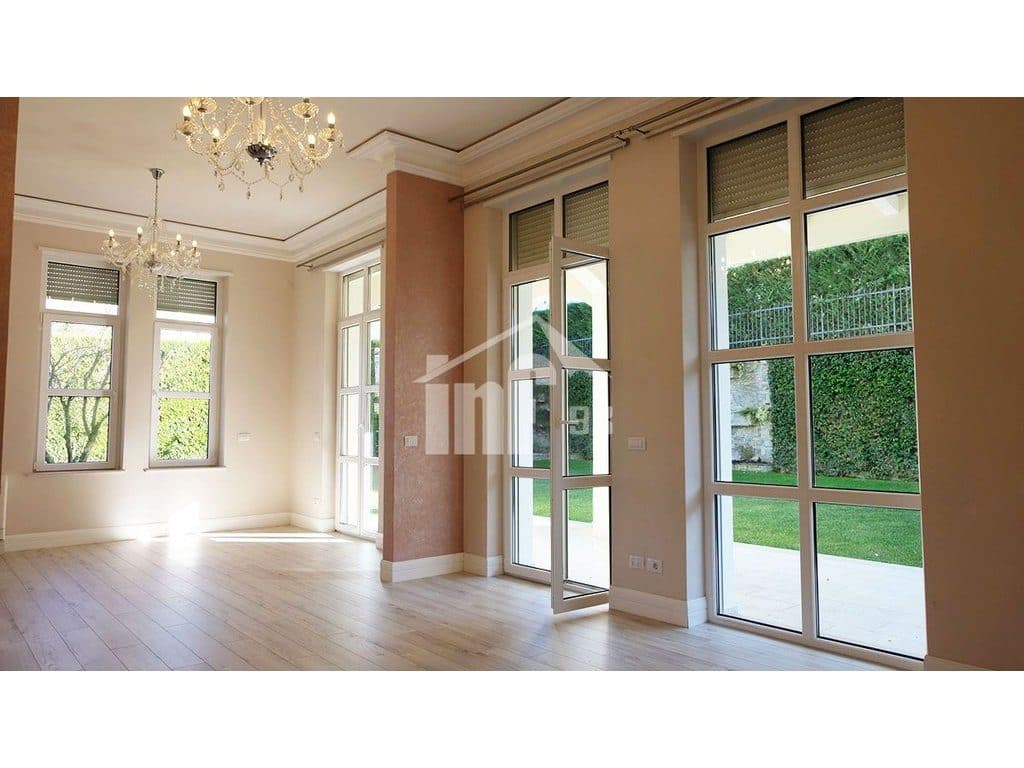 ROLLING HILLS LUXURY RESIDENCE 4