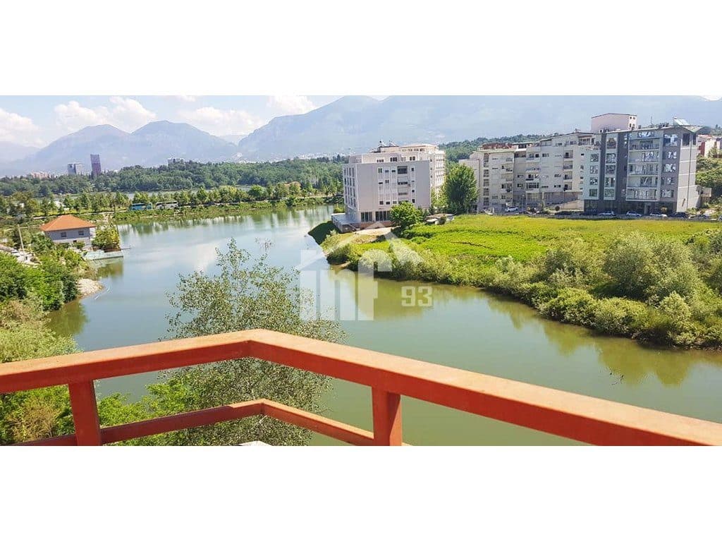 BUZE LIQENIT TE THATË