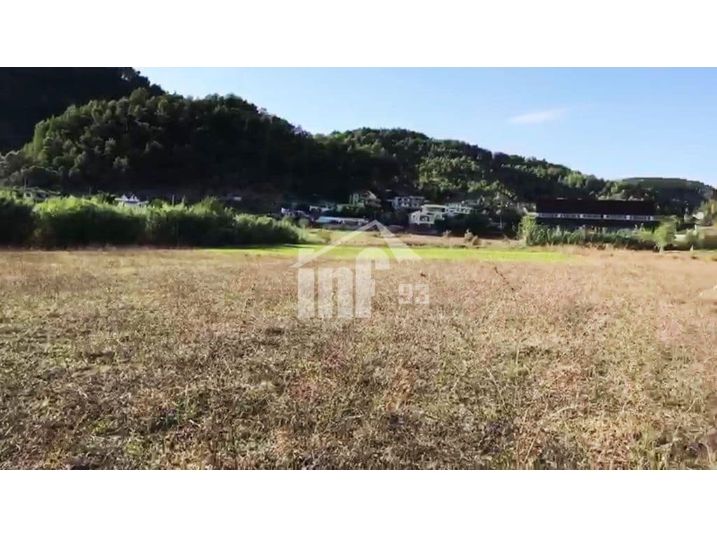 Land for sale in Tiranë 1