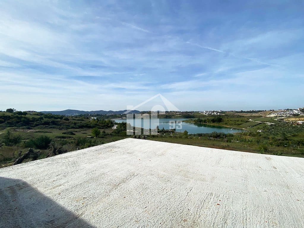 “LAKESIDE” RESIDENCE, LIQENI I FARKES