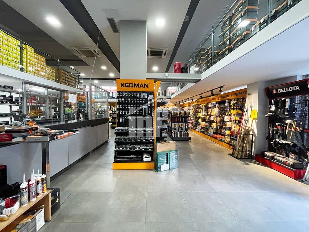 PRANE ISH DOGANES, TIRANE