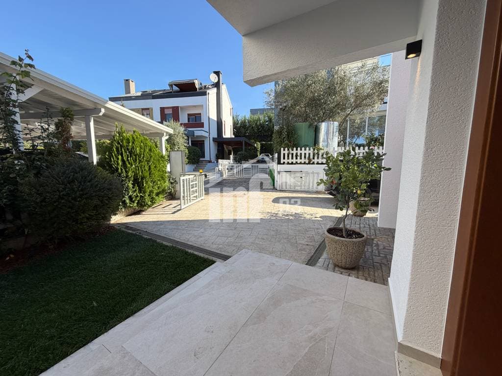 MJULL – BATHORE, VETËM 5 MIN NGA TEG 3