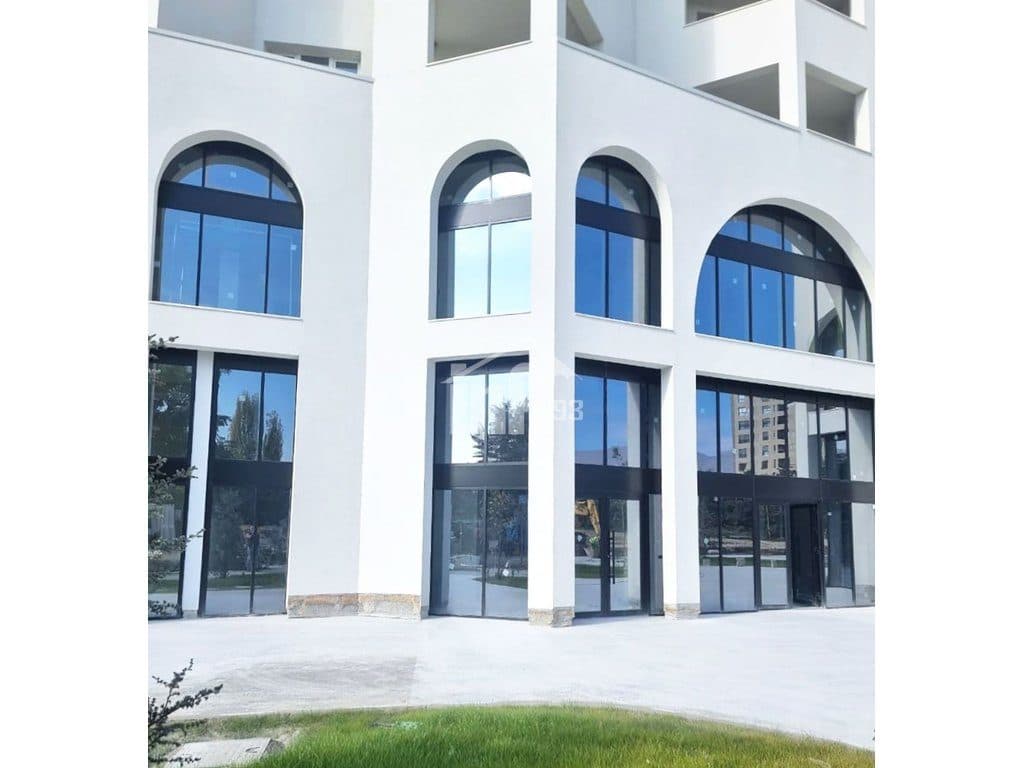NE KOMPLEKSIN “RIVER RESIDENCE” 4